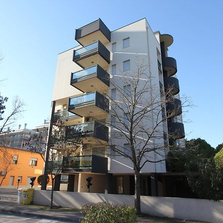 Laura Apartment Бибионе Екстериор снимка