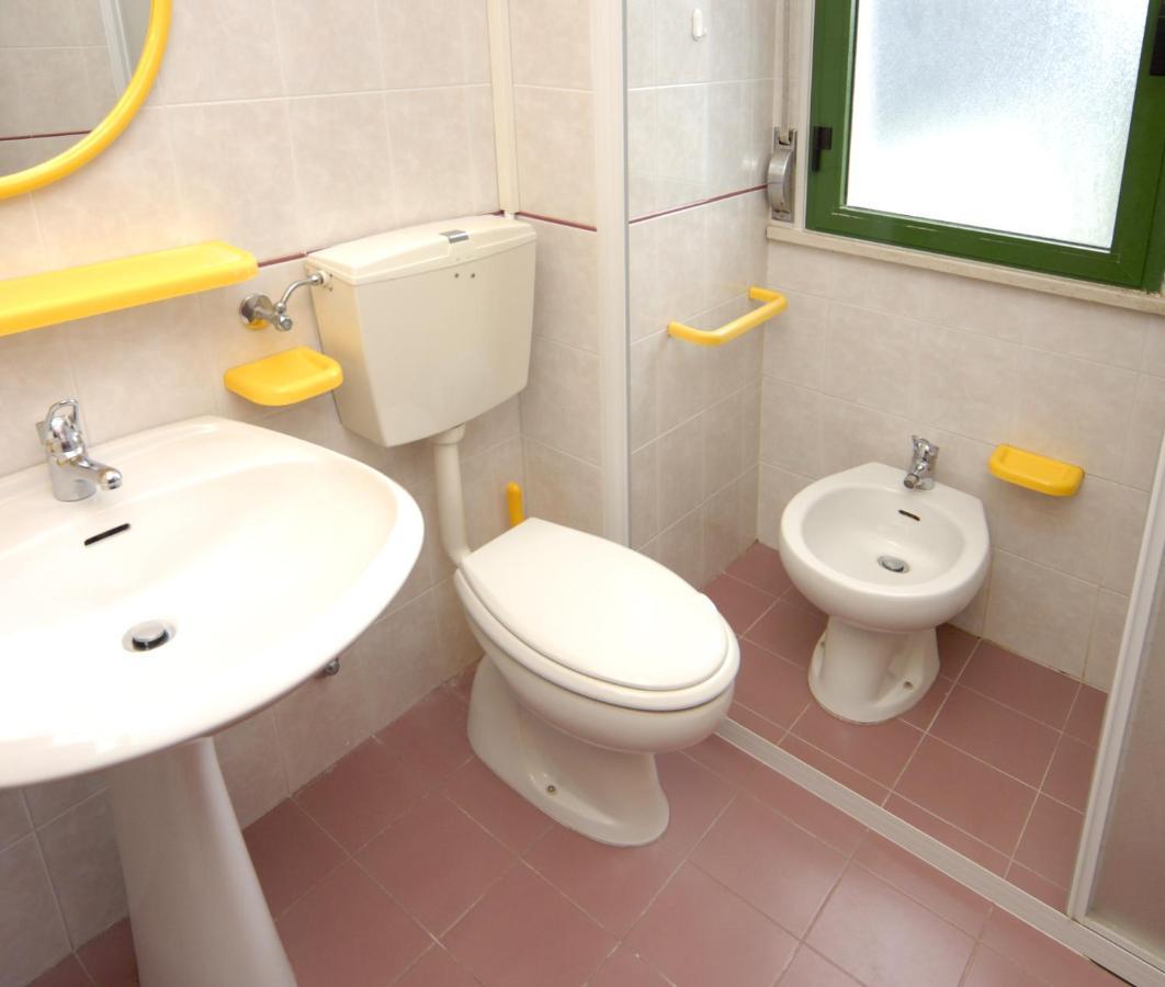 Laura Apartment Бибионе Екстериор снимка